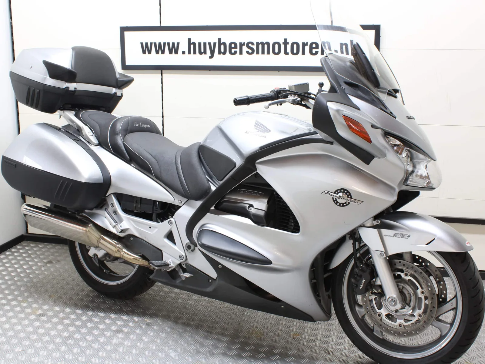 Honda ST 1300 PAN European (2004) — foto 1