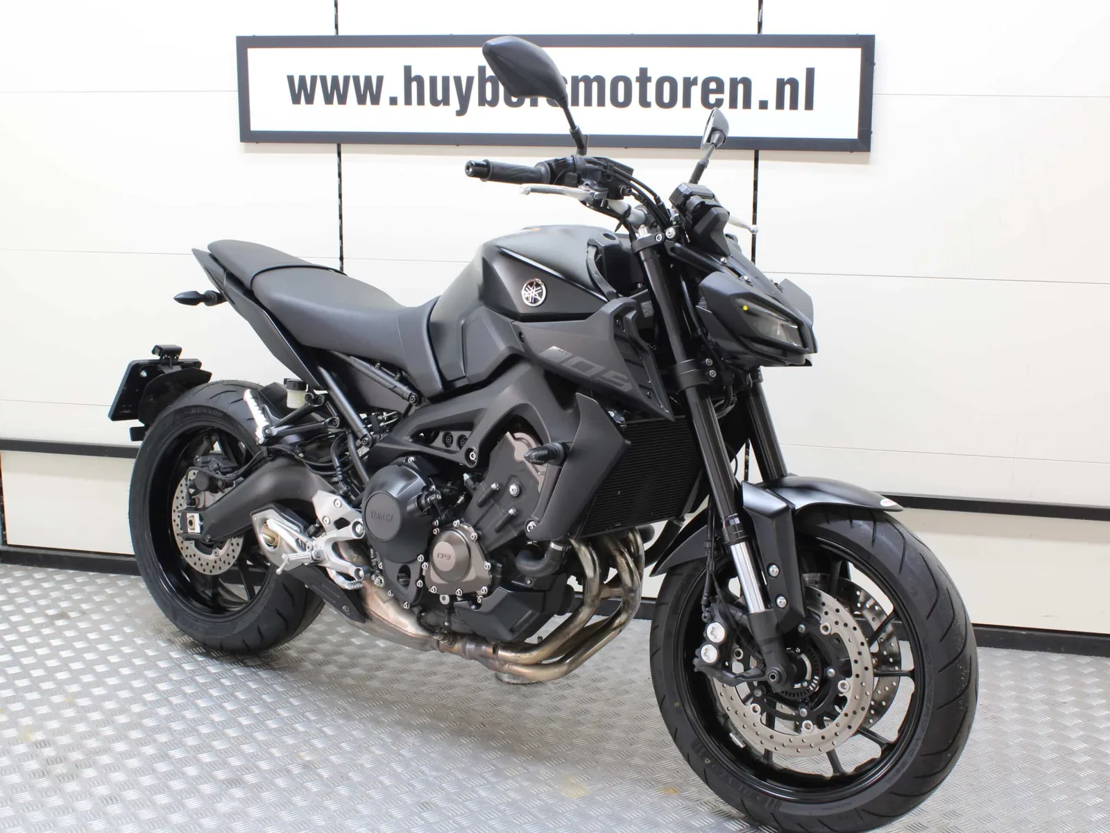 Yamaha MT-09 (2019) — foto 1
