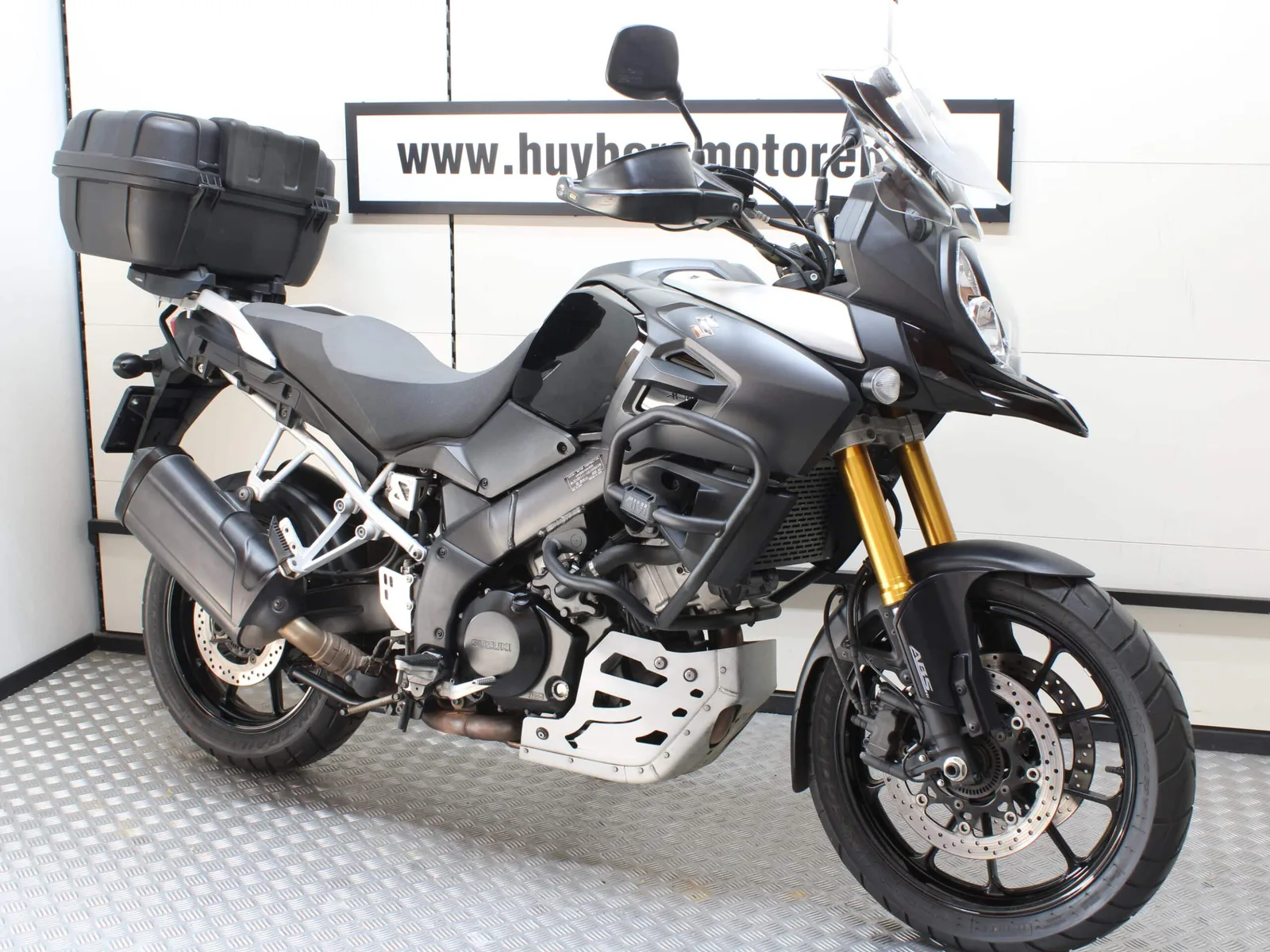 Suzuki DL 1000 V-Strom (2016) — foto 1