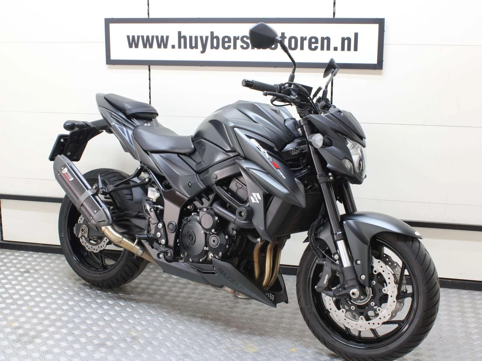 Suzuki GSX-S750 (2020) — foto 1