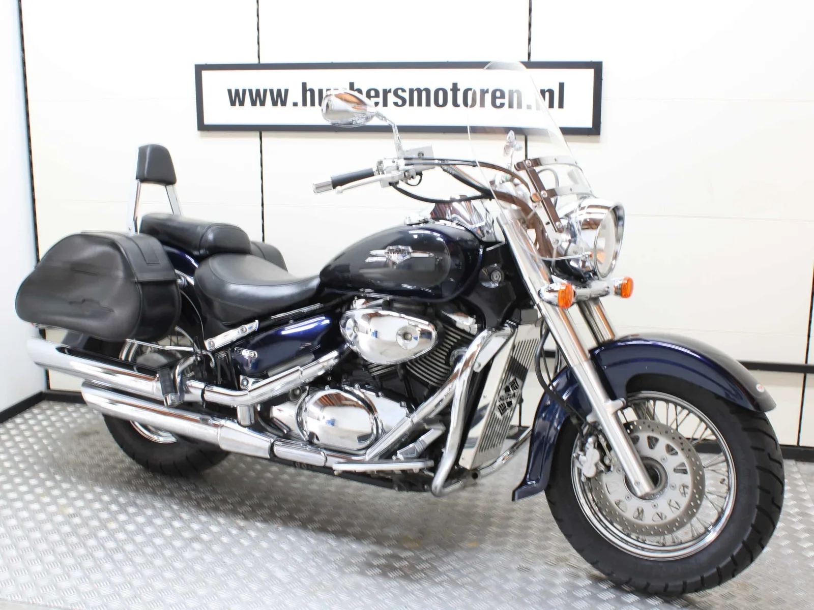 Suzuki C800 Intruder (2006) — foto 1