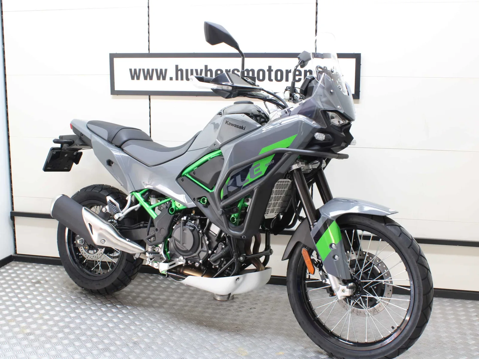 Kawasaki KLE500 SE (2026) — foto 1