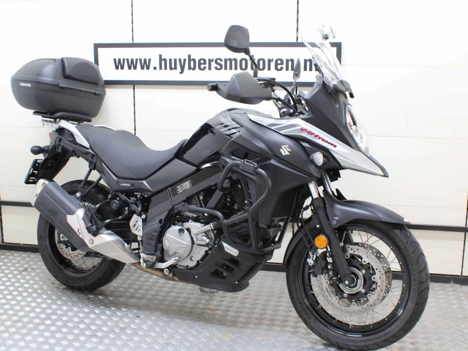 Suzuki DL650X V-Strom (2017) — foto 1
