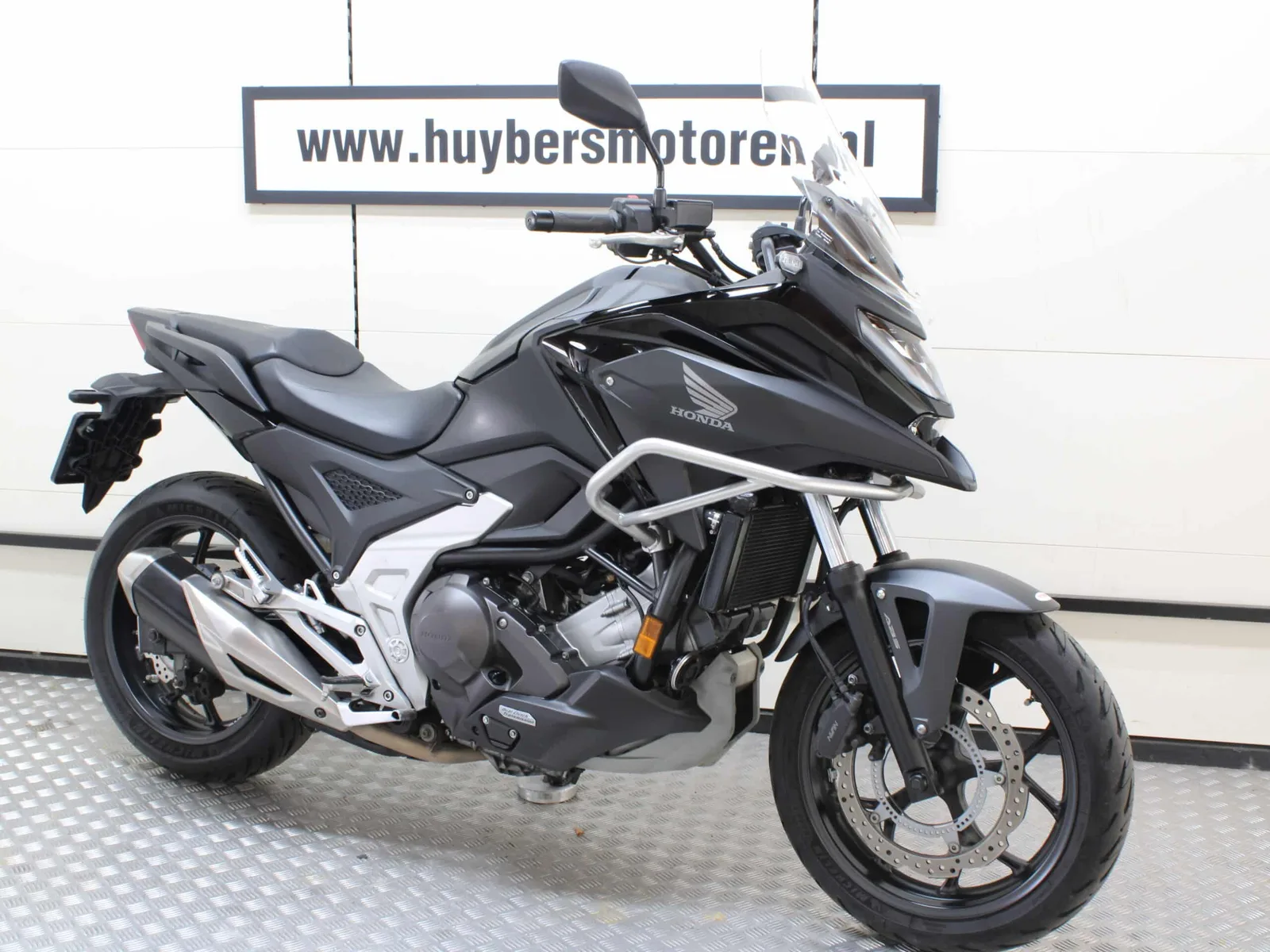 Honda NC750X (2023) — foto 1