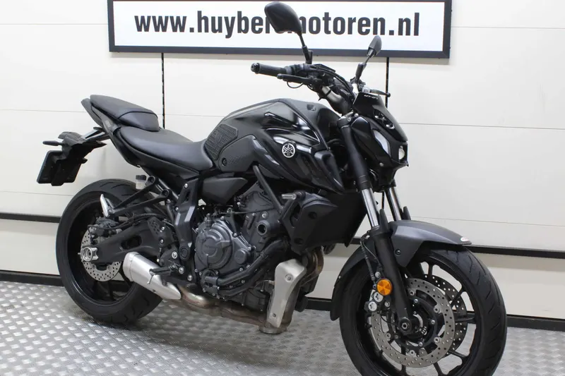 Yamaha MT-07 (2022)