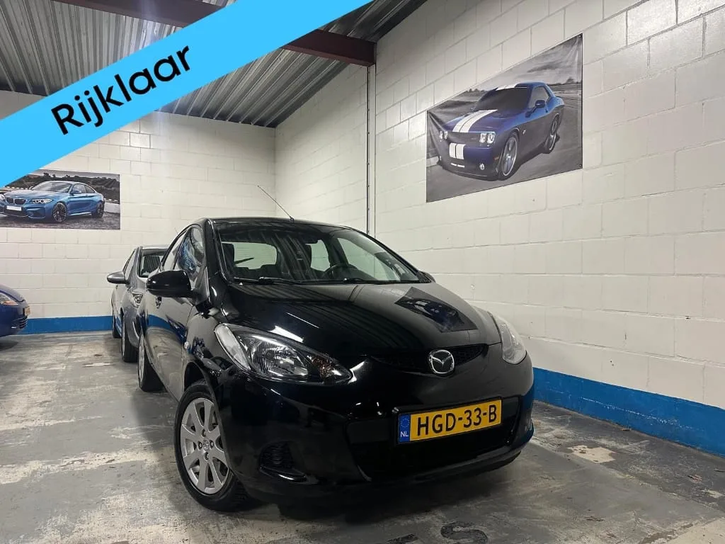 Mazda 2 (2009) — foto 1