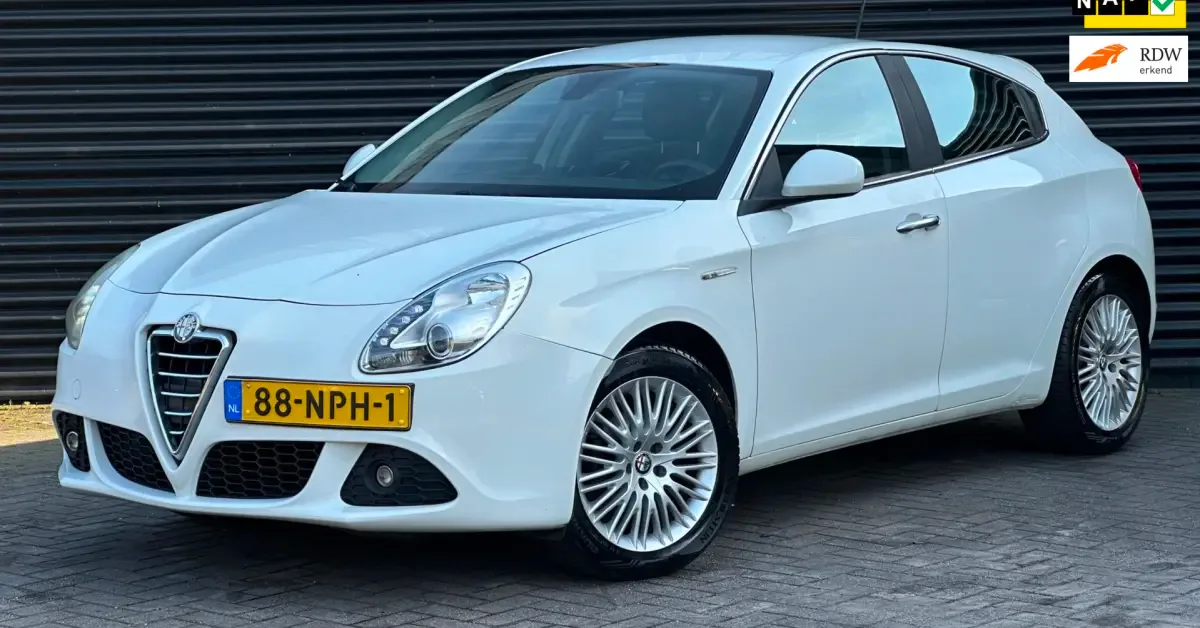 Alfa Romeo Giulietta (2010) — foto 1