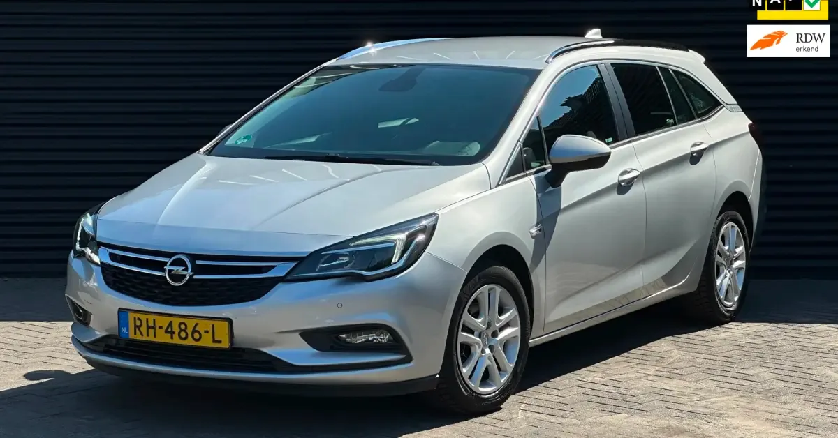 Opel Astra (2017) — foto 1