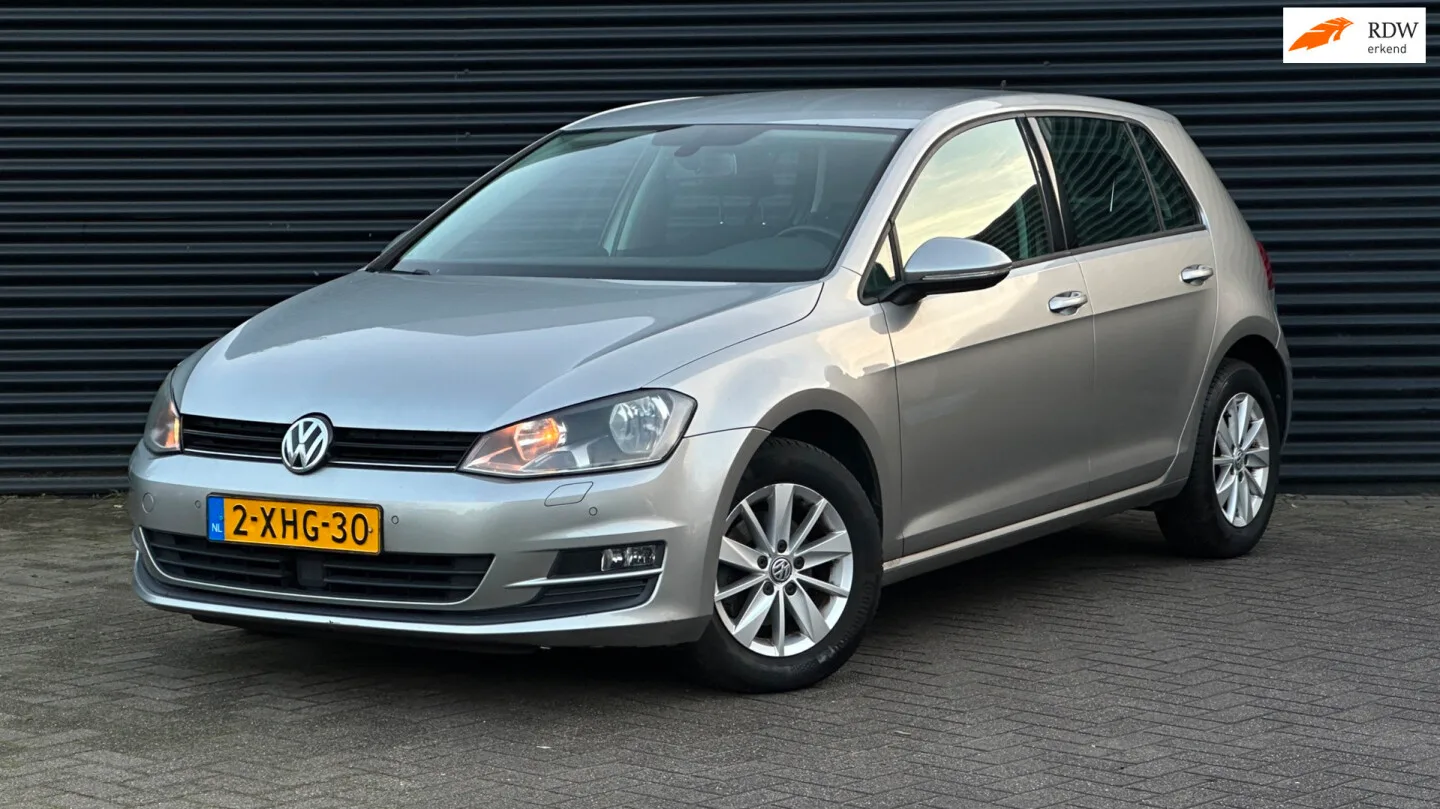 Volkswagen Golf (2014) — foto 1