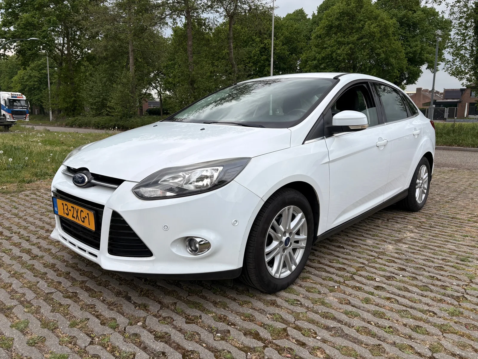Ford Focus (2013) — foto 1