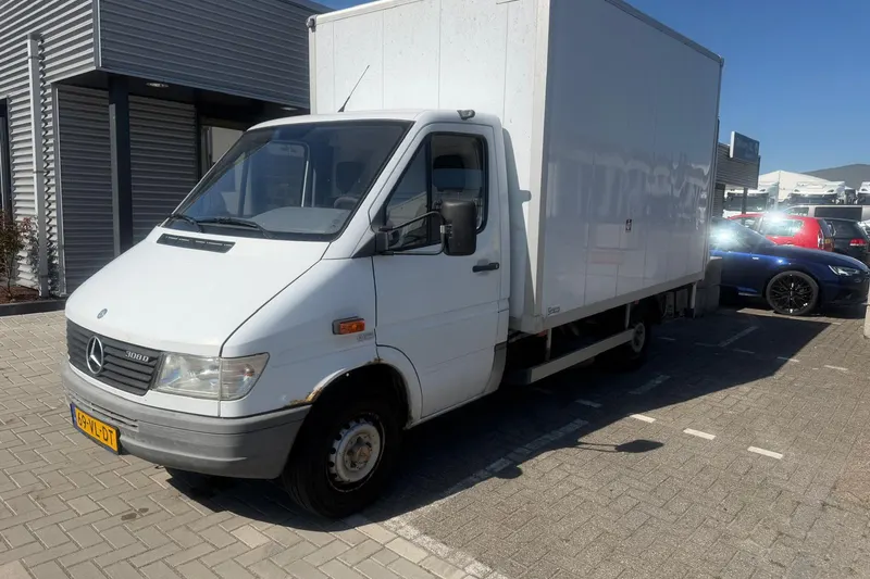 Mercedes-Benz Sprinter (1999)