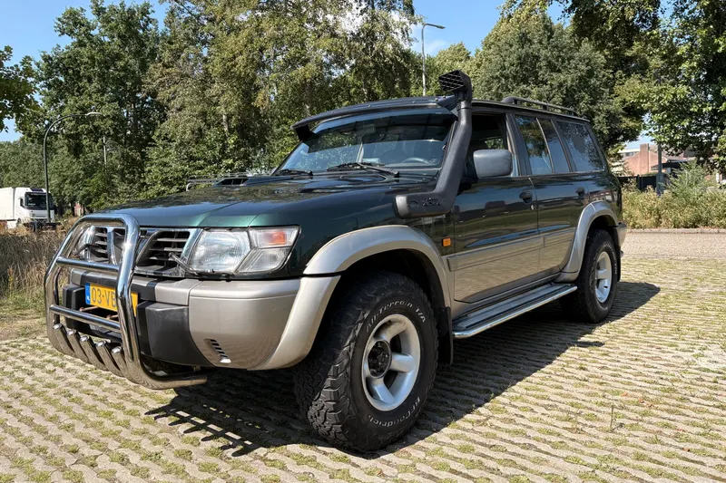 Nissan Patrol GR (1998)