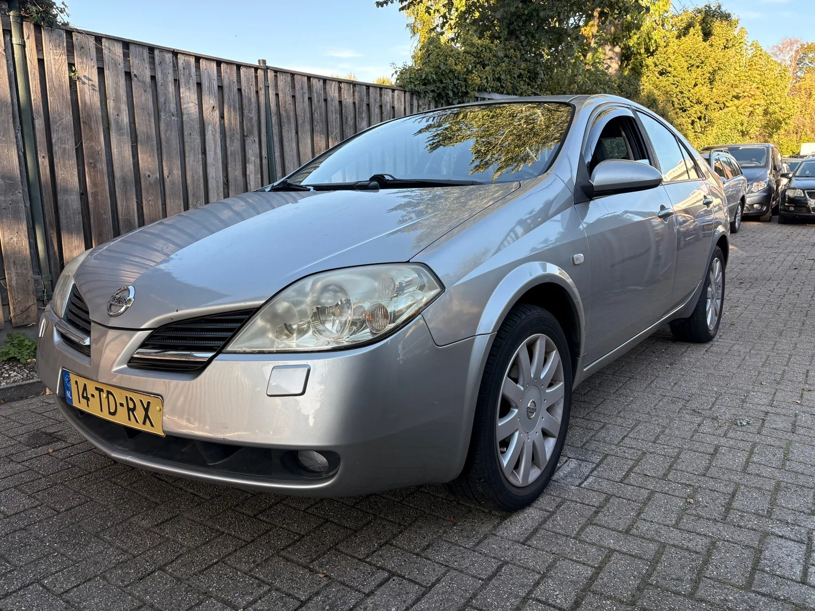 Nissan Primera (2006) — foto 1