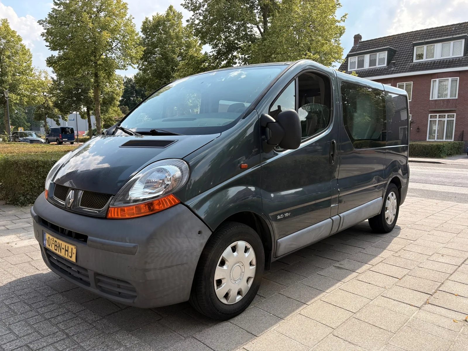 Renault Trafic (2004) — foto 1