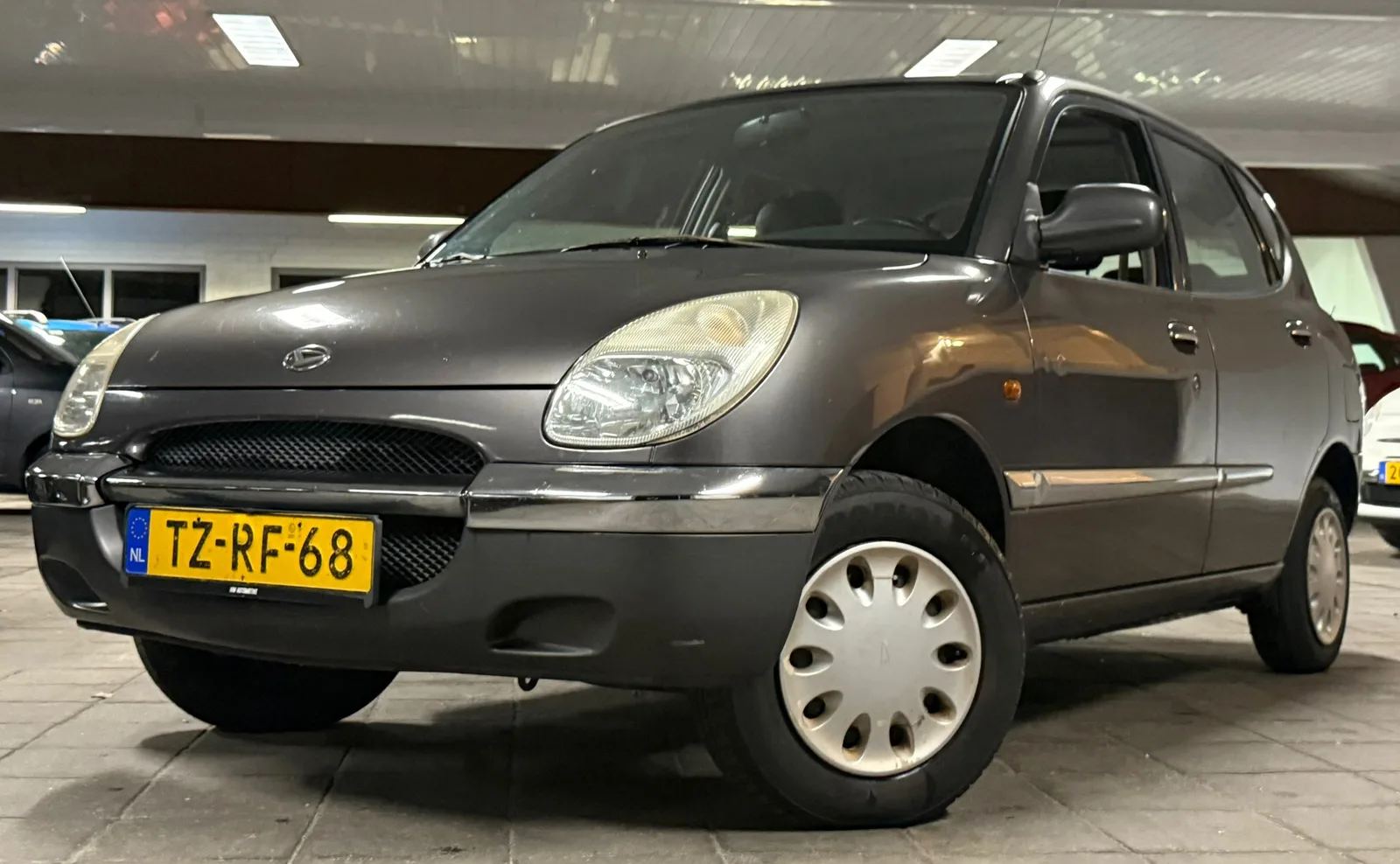 Daihatsu Sirion (1998) — foto 1