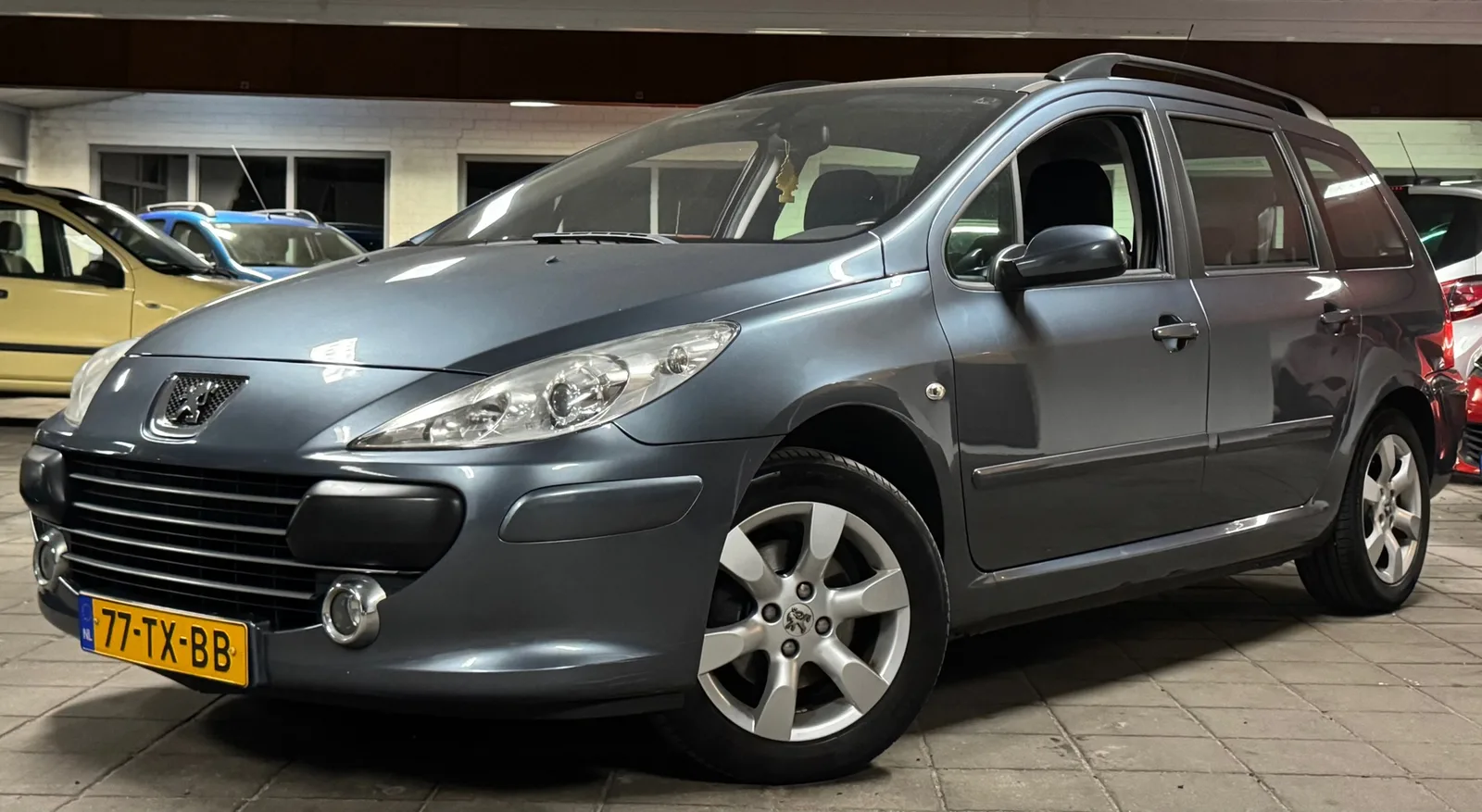 Peugeot 307 Break (2007) — foto 1