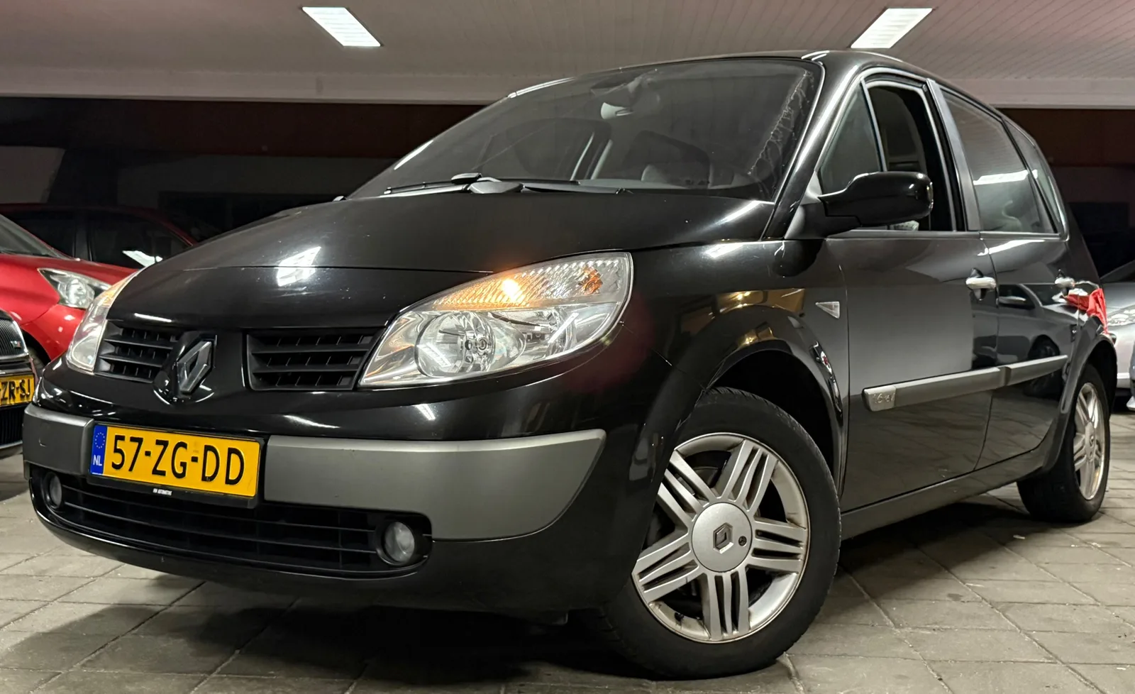 Renault Scénic (2004) — foto 1