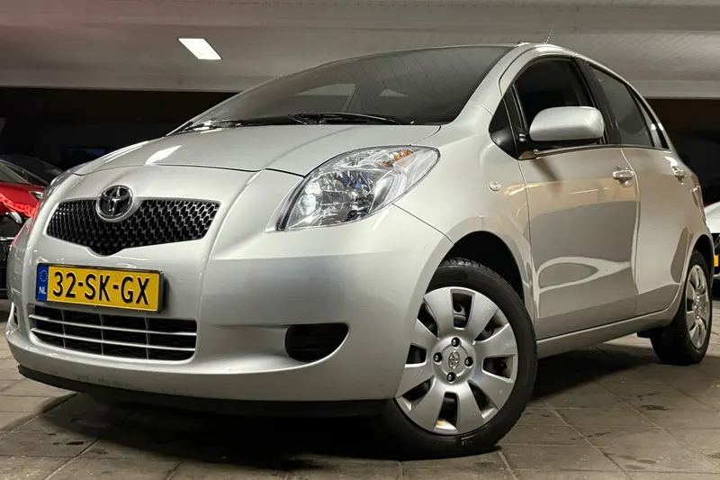 Toyota Yaris (2006)