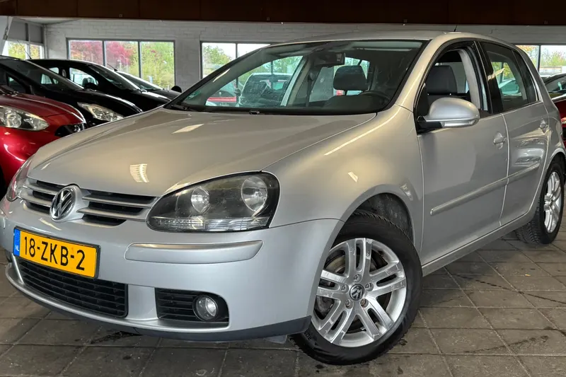 Volkswagen Golf (2008)