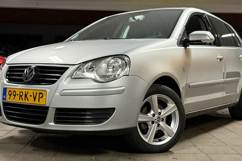 Volkswagen Polo (2005)