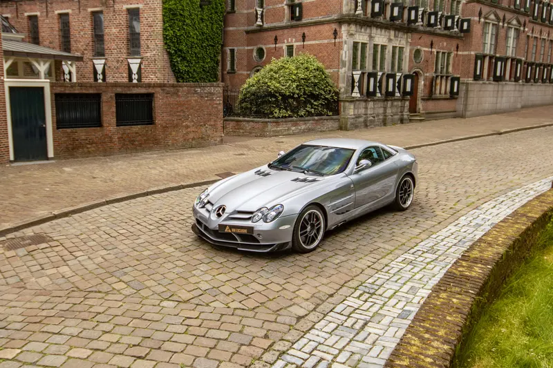 Mercedes-Benz SLR McLaren (2006)