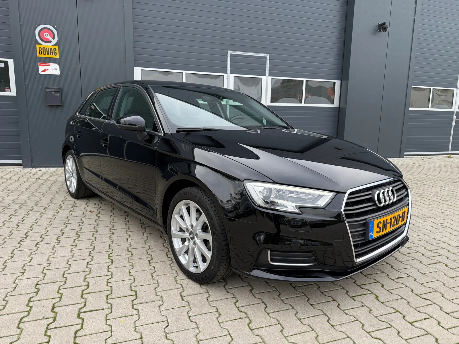 Audi A3 (2018) — foto 1