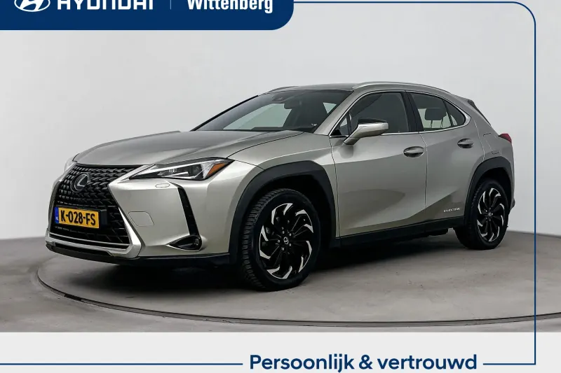 Lexus UX (2020)