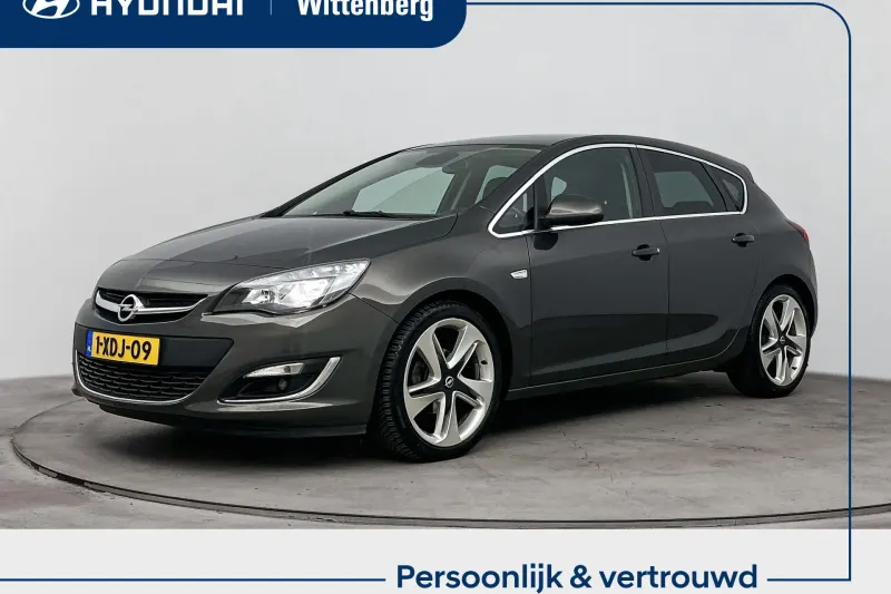 Opel Astra (2014)