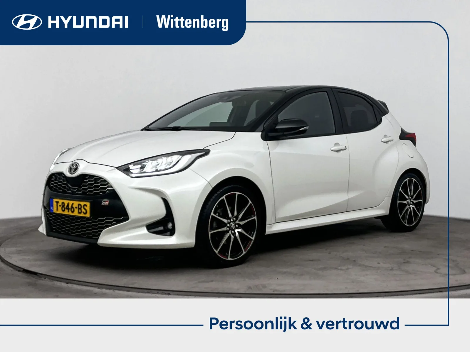 Toyota Yaris (2022) — foto 1