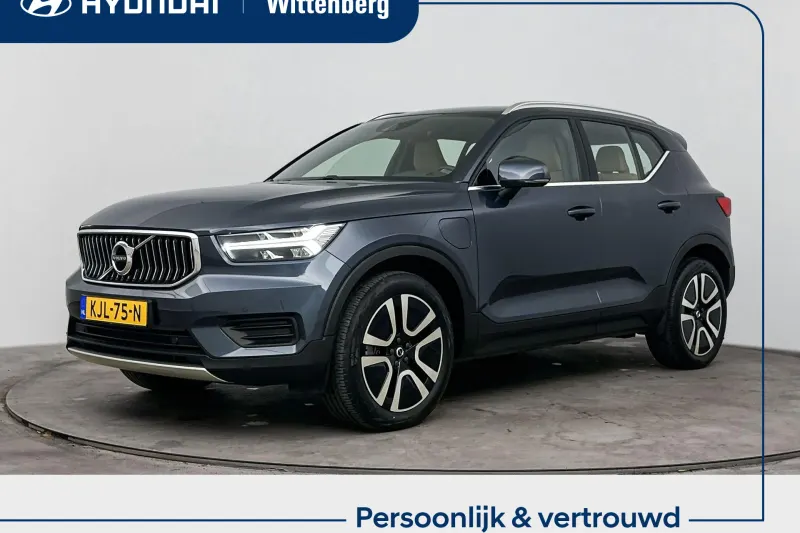 Volvo XC40 (2022)