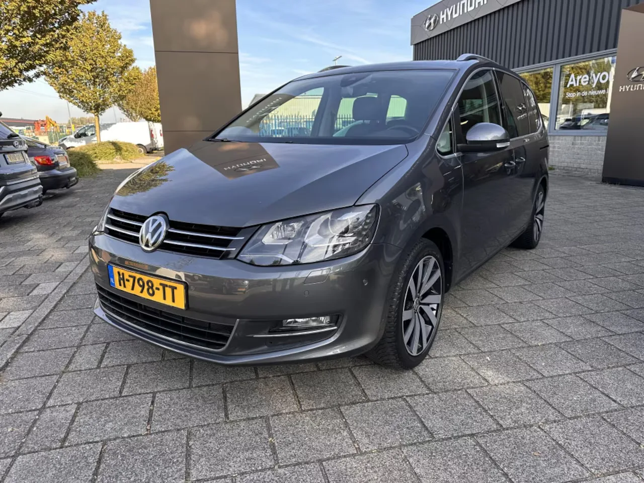 Volkswagen Sharan (2019) — foto 1