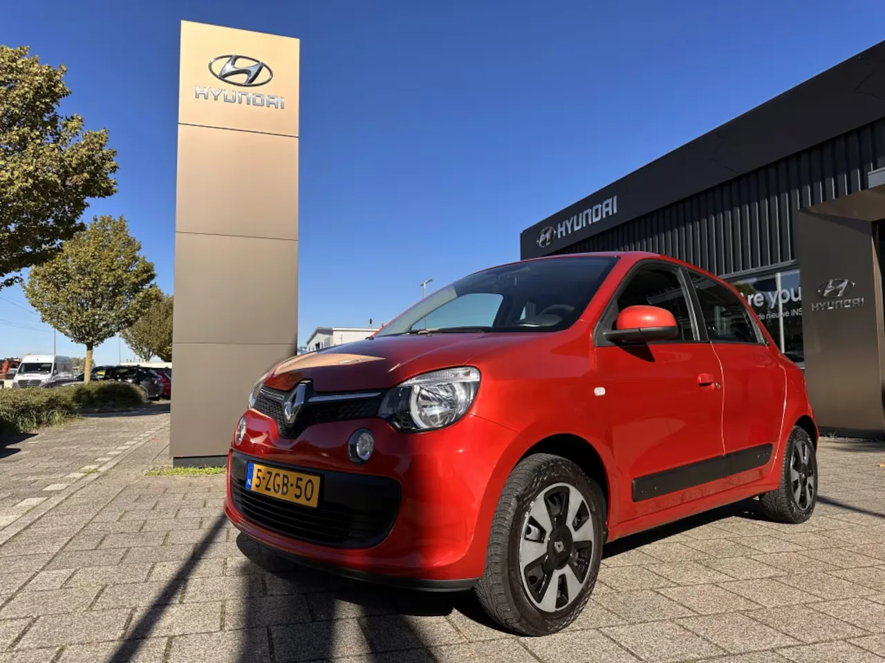 Renault Twingo (2015) — foto 1