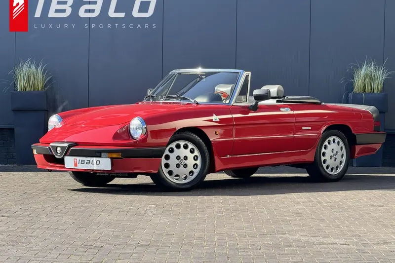 Alfa Romeo Spider (1989)