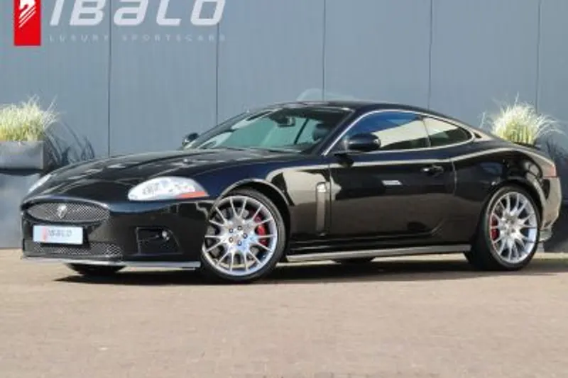 Jaguar XKR-S (2008)