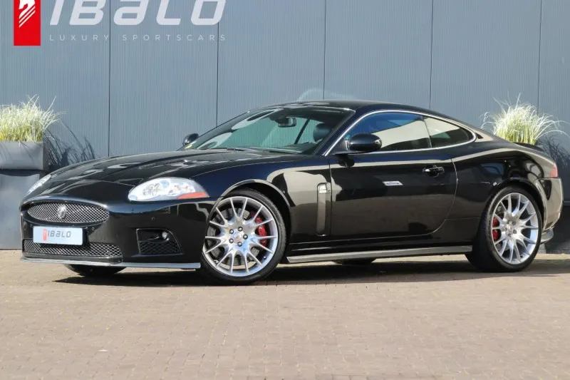 Jaguar XKR-S (2008)