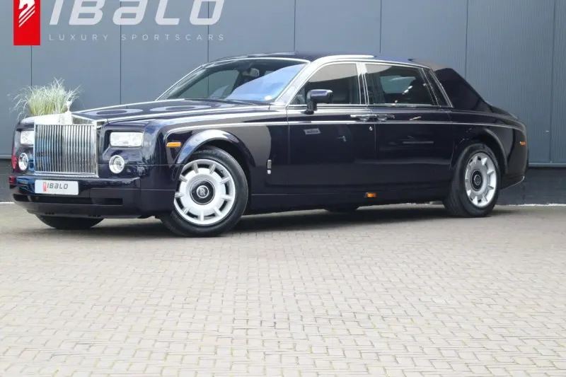 Rolls-Royce Phantom (2006)