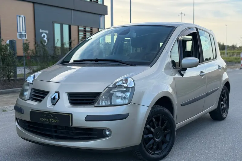 Renault Modus (2007)