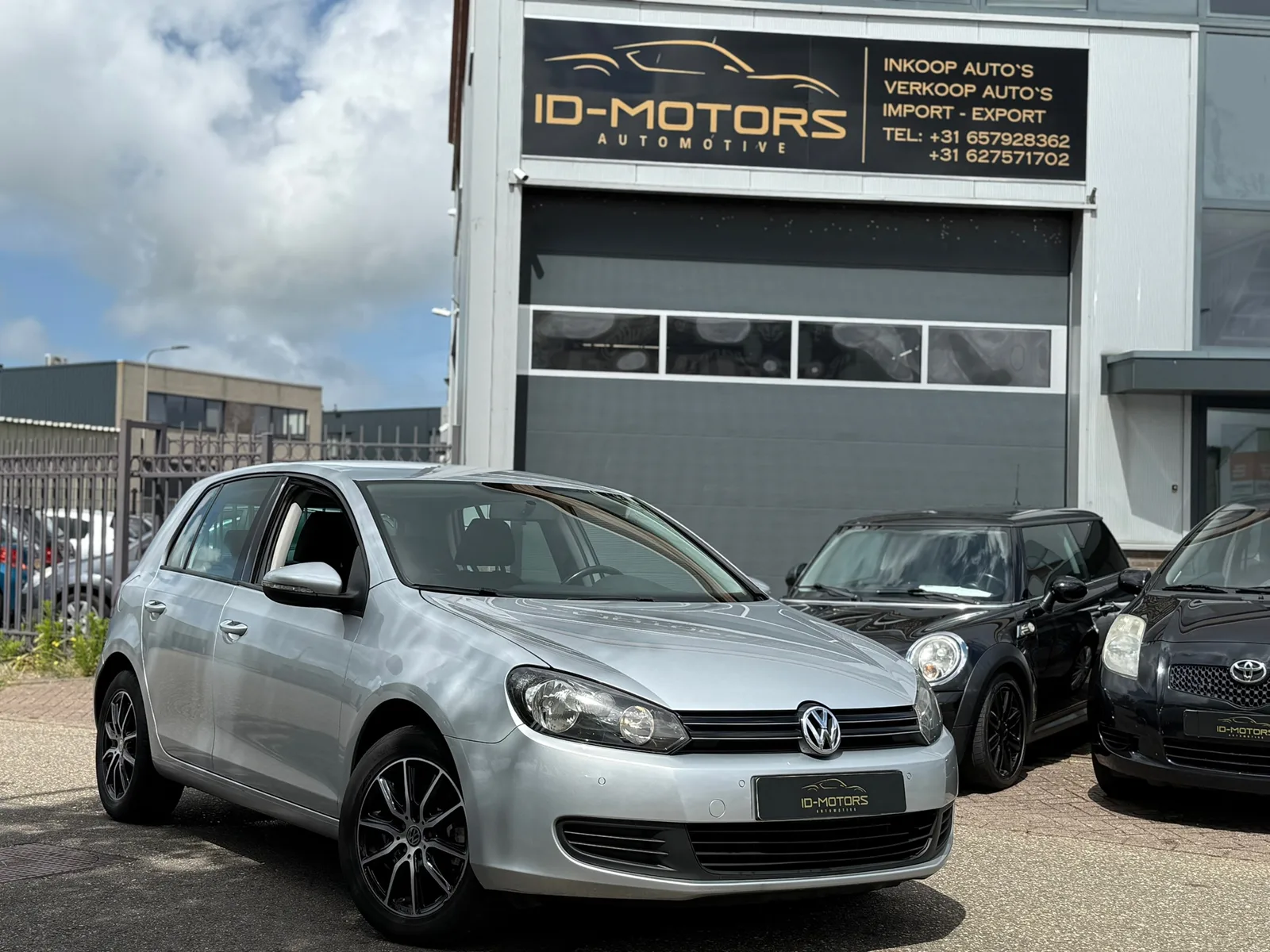 Volkswagen Golf (2009) — foto 1