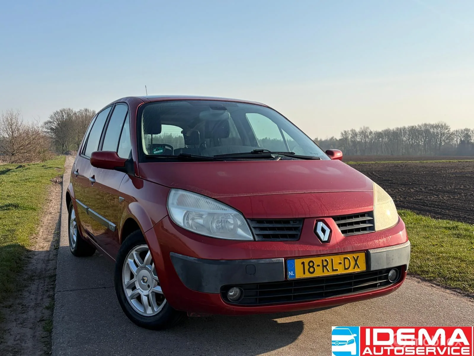 Renault Scénic (2005) — foto 1