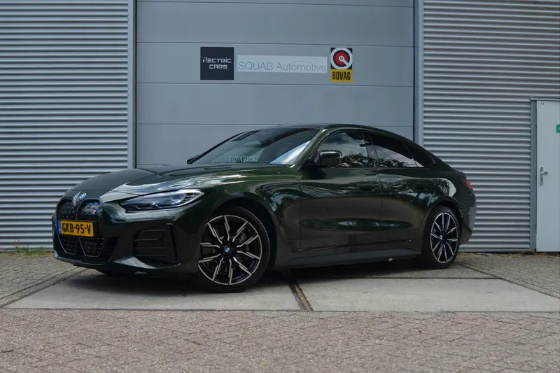 BMW i4 (2023)