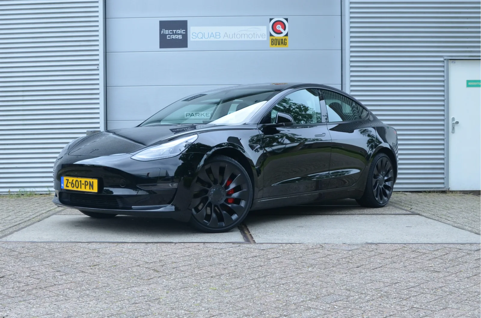 Tesla Model 3 (2023) — foto 1