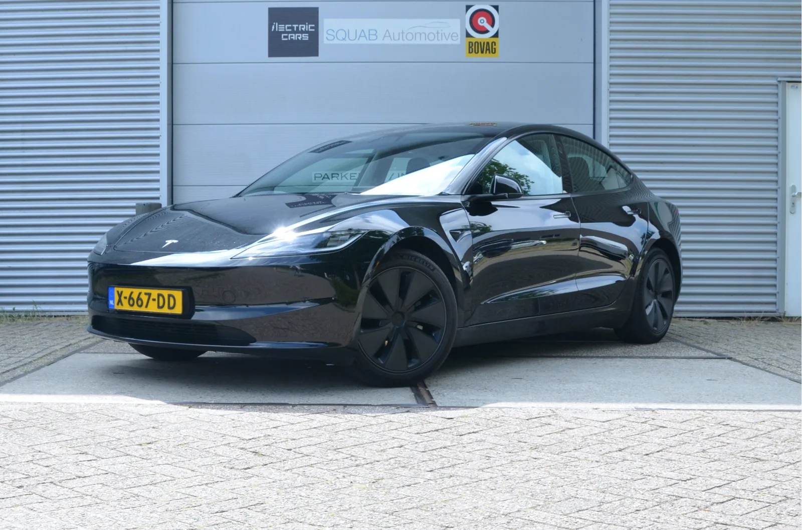 Tesla Model 3 (2023) — foto 1