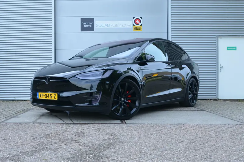 Tesla Model X (2019)