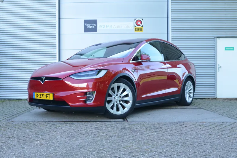 Tesla Model X (2020)
