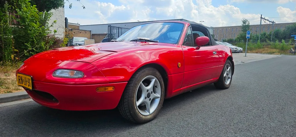 Mazda MX-5 (1994) — foto 1