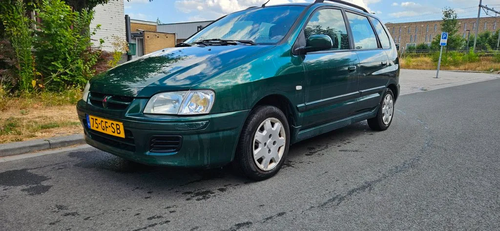 Mitsubishi Space Star (2000) — foto 1