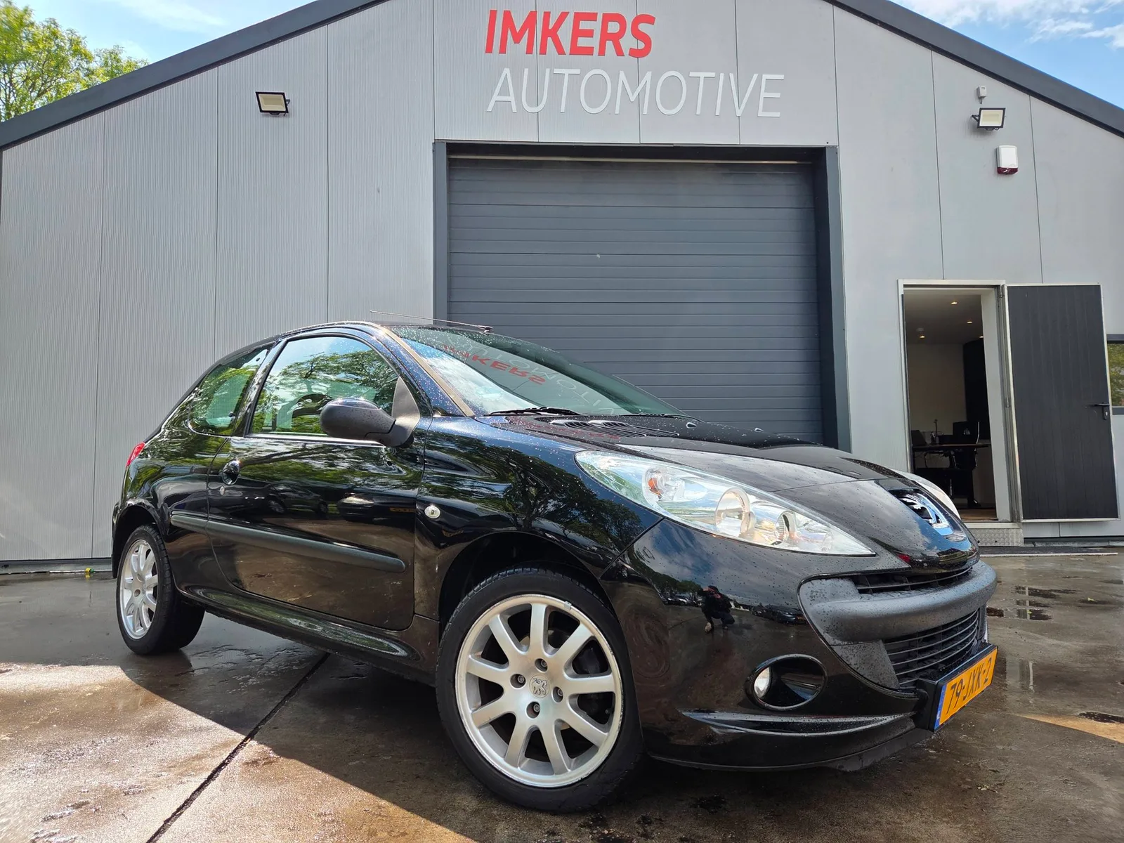 Peugeot 206 (2009) — foto 1