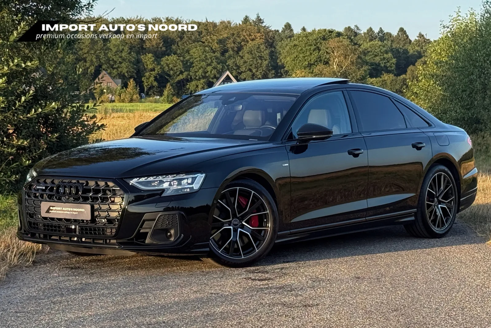 Audi A8 (2022) — foto 1