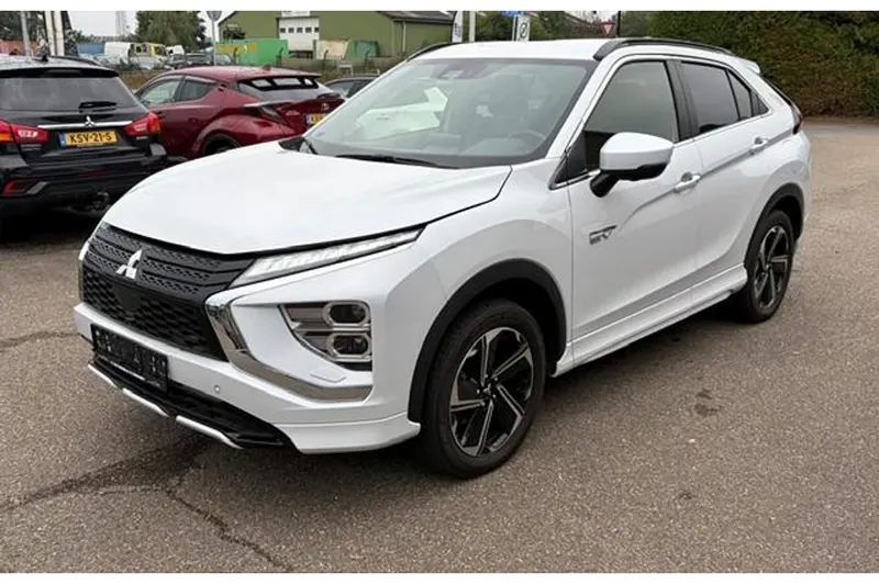 Mitsubishi Eclipse Cross (2022)