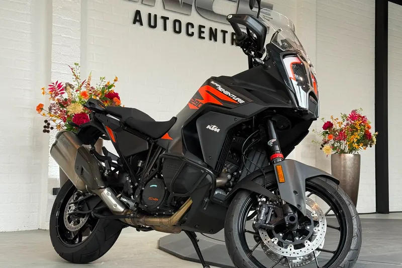 KTM 1290 Super Adventure (2022)